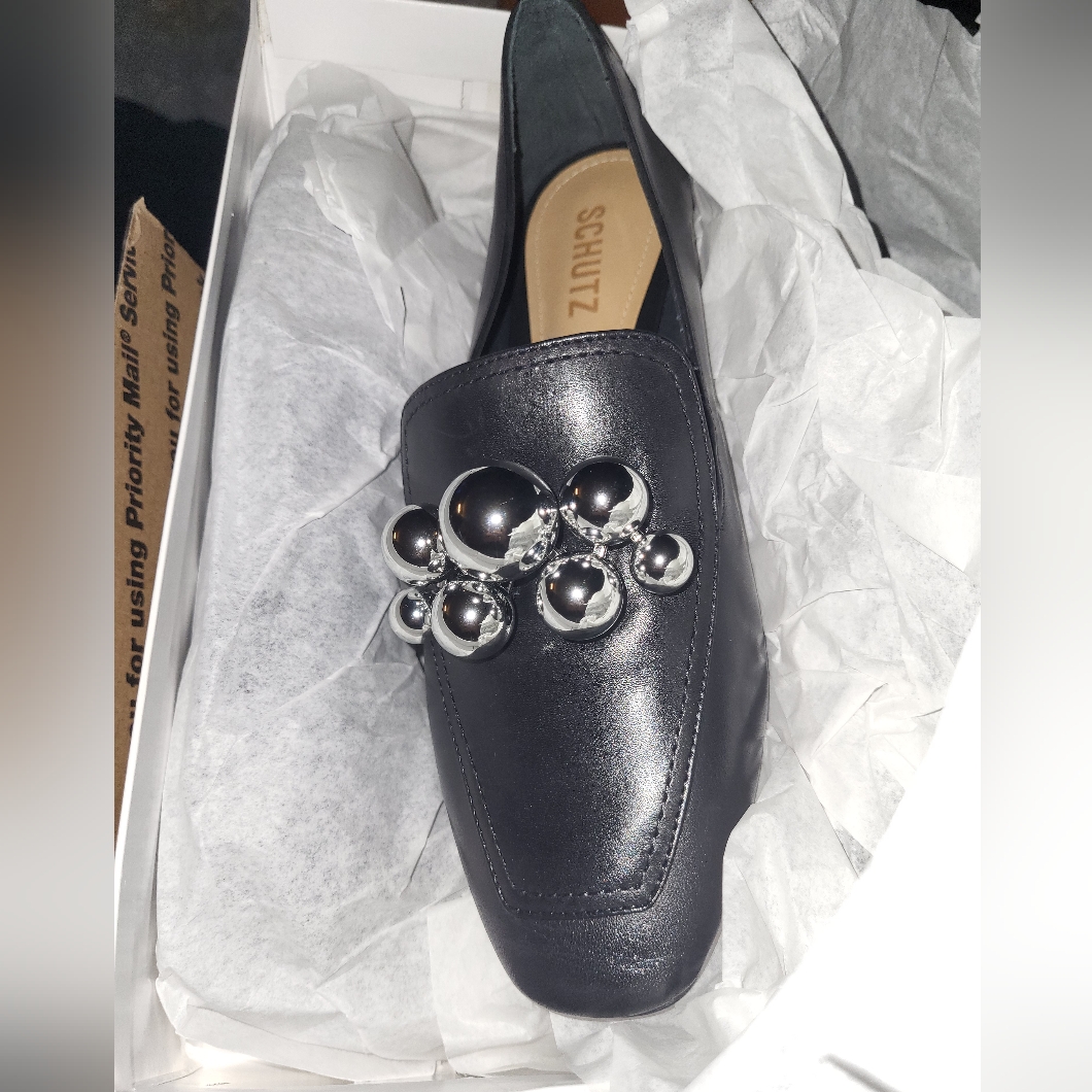 Schutz Chic And Unique Size 7